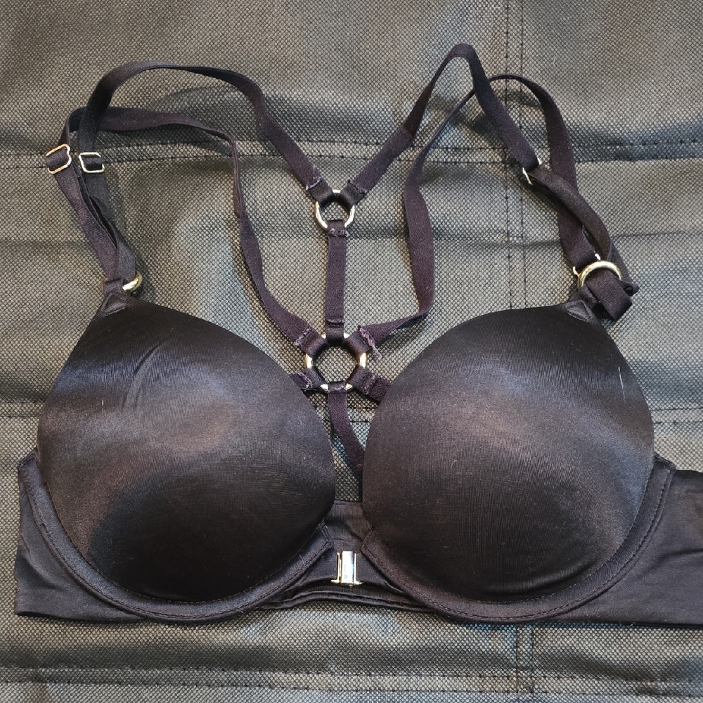 Victoria's Secret Midnight Black Strappy Bra